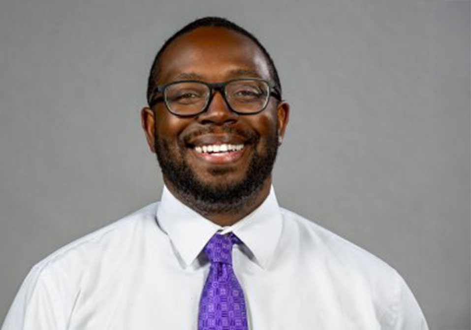 Portrait photo of Justin Zimmerman