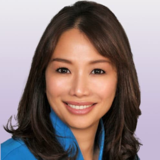 Eden Forsythe headshot