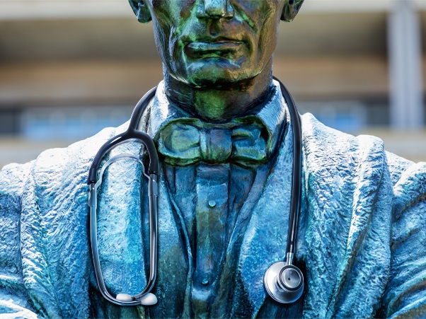 Statue of Abraham Lincoln